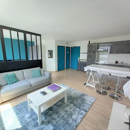 Appartement ensoleillé au pied du Futuroscope Chasseneuil-du-Poitou Extérieur photo
